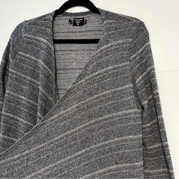 Volcom | Open Sweater - Picture 3 of 15